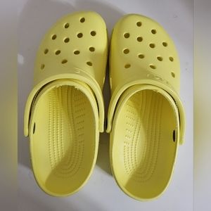 Yellow Crocs- Sze8